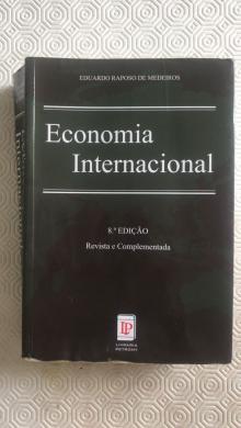 Economia Internacional - Eduardo Raposo de Medeiro...